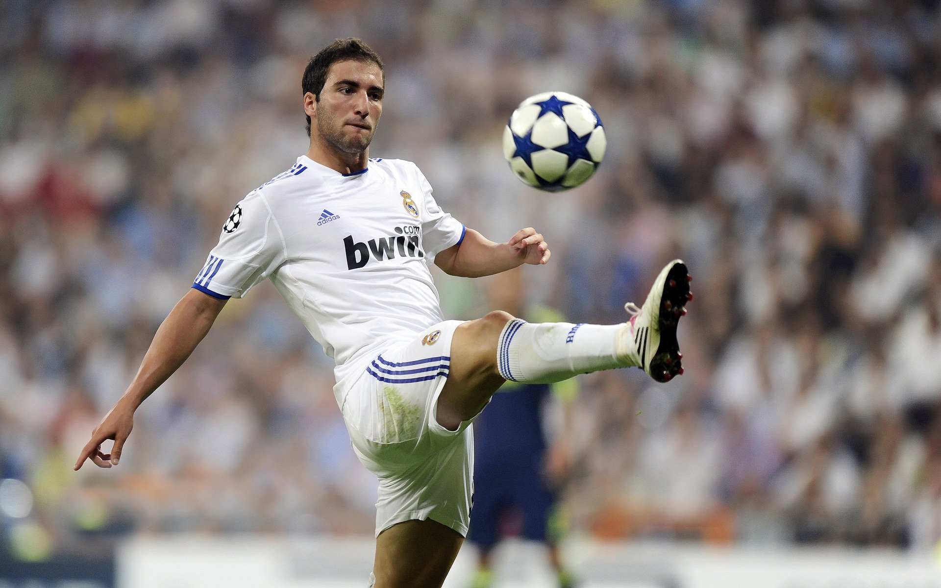 逆风比赛中谁是最稳定的控场者，逆风局能翻盘有哪些英雄