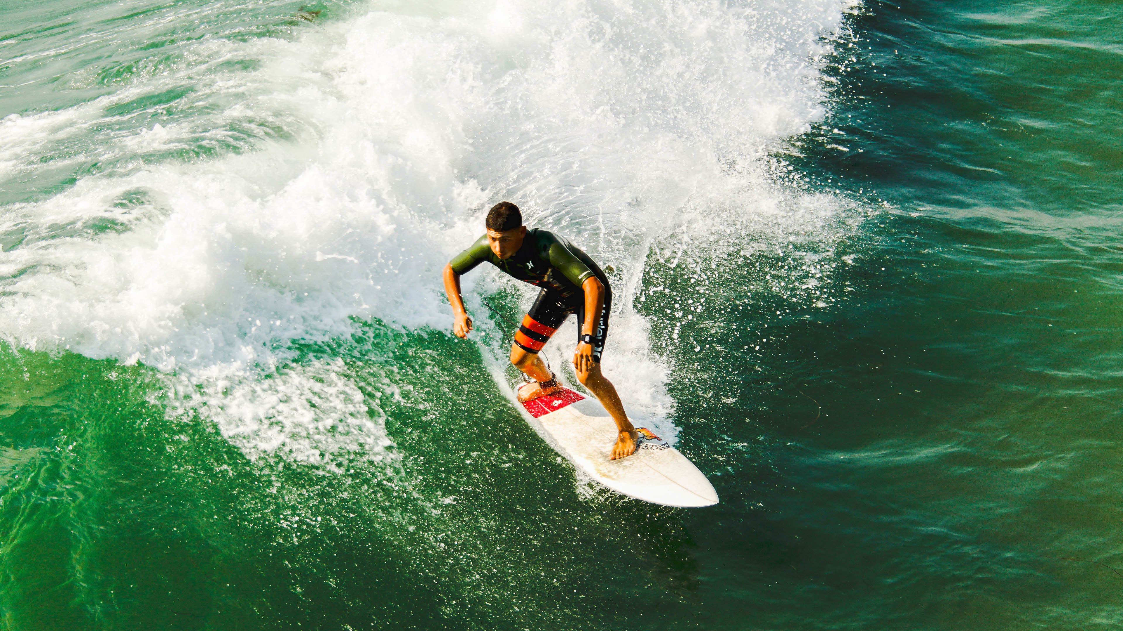 爱游戏-高校体育社团数量持续增长学生积极参与，学校体育类社团